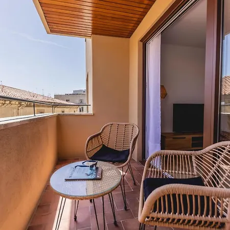 Bravissimo Falco, 3 Bedrooms And Balcony