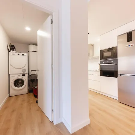 Apartment Bravissimo Falco, 3 Bedrooms And Balcony Girona