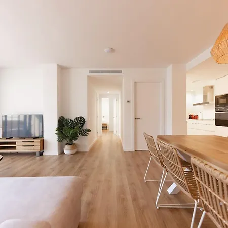Bravissimo Falcó, 3 Bedrooms&balcony * Gerona