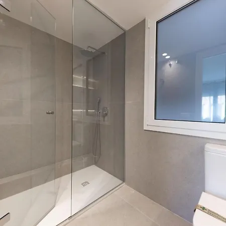Bravissimo Falco, 3 Bedrooms And Balcony *