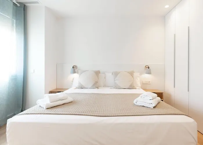 Bravissimo Falcó, 3 Bedrooms&balcony * Gerona