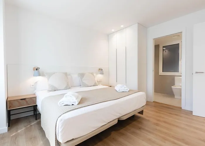 Bravissimo Falcó, 3 Bedrooms&balcony Appartement