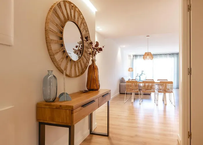 Bravissimo Falcó, 3 Bedrooms&balcony *