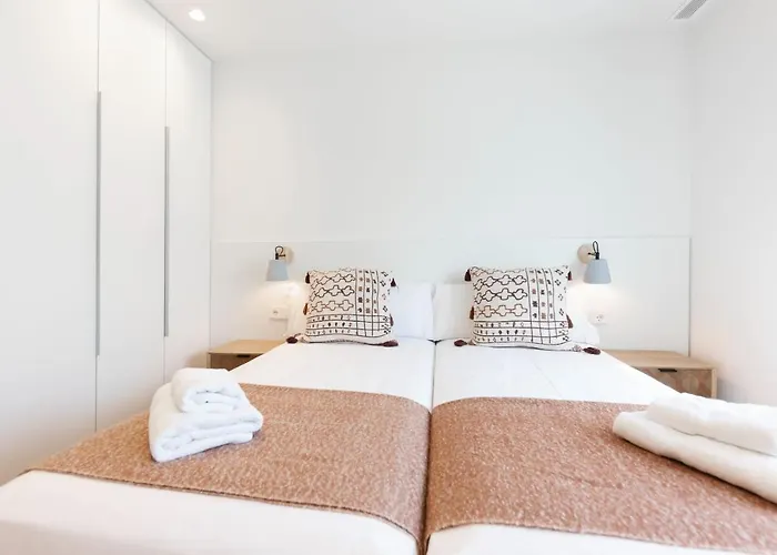 Bravissimo Falcó, 3 Bedrooms&balcony *