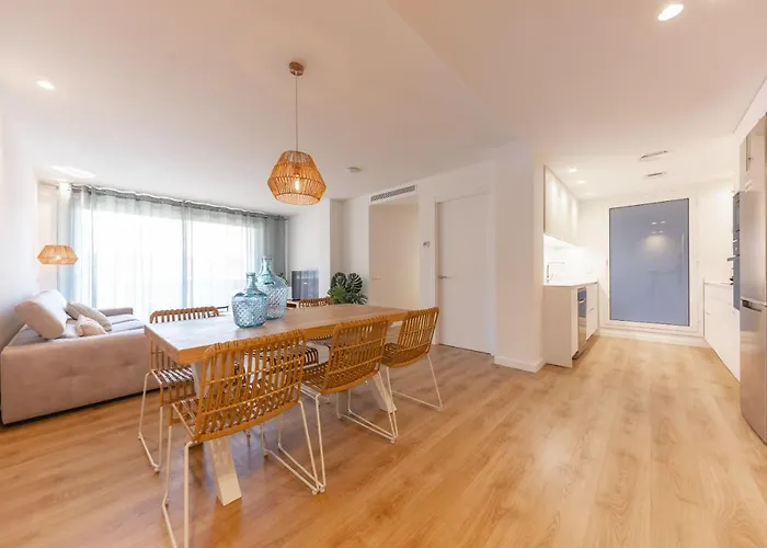 Bravissimo Falcó, 3 Bedrooms&balcony * Gerona